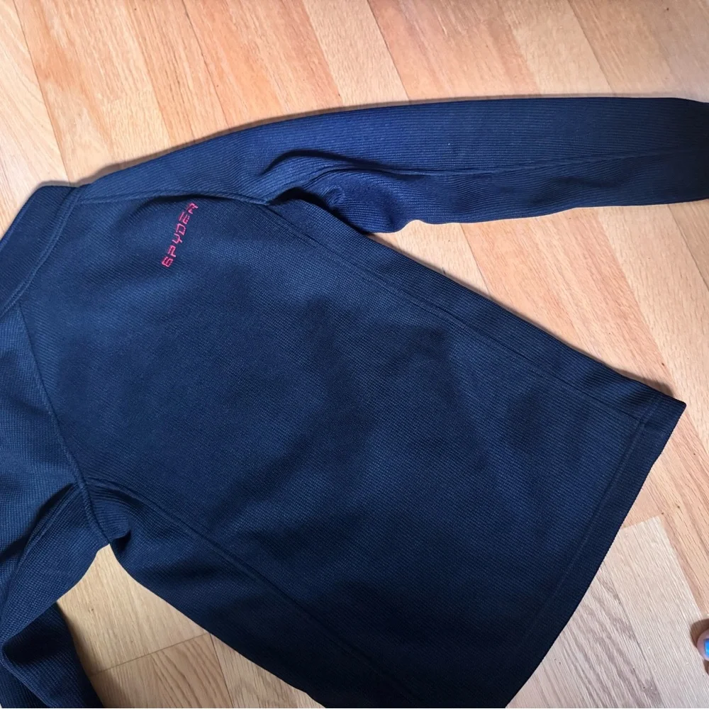 Bundle - Picture 2 of 9